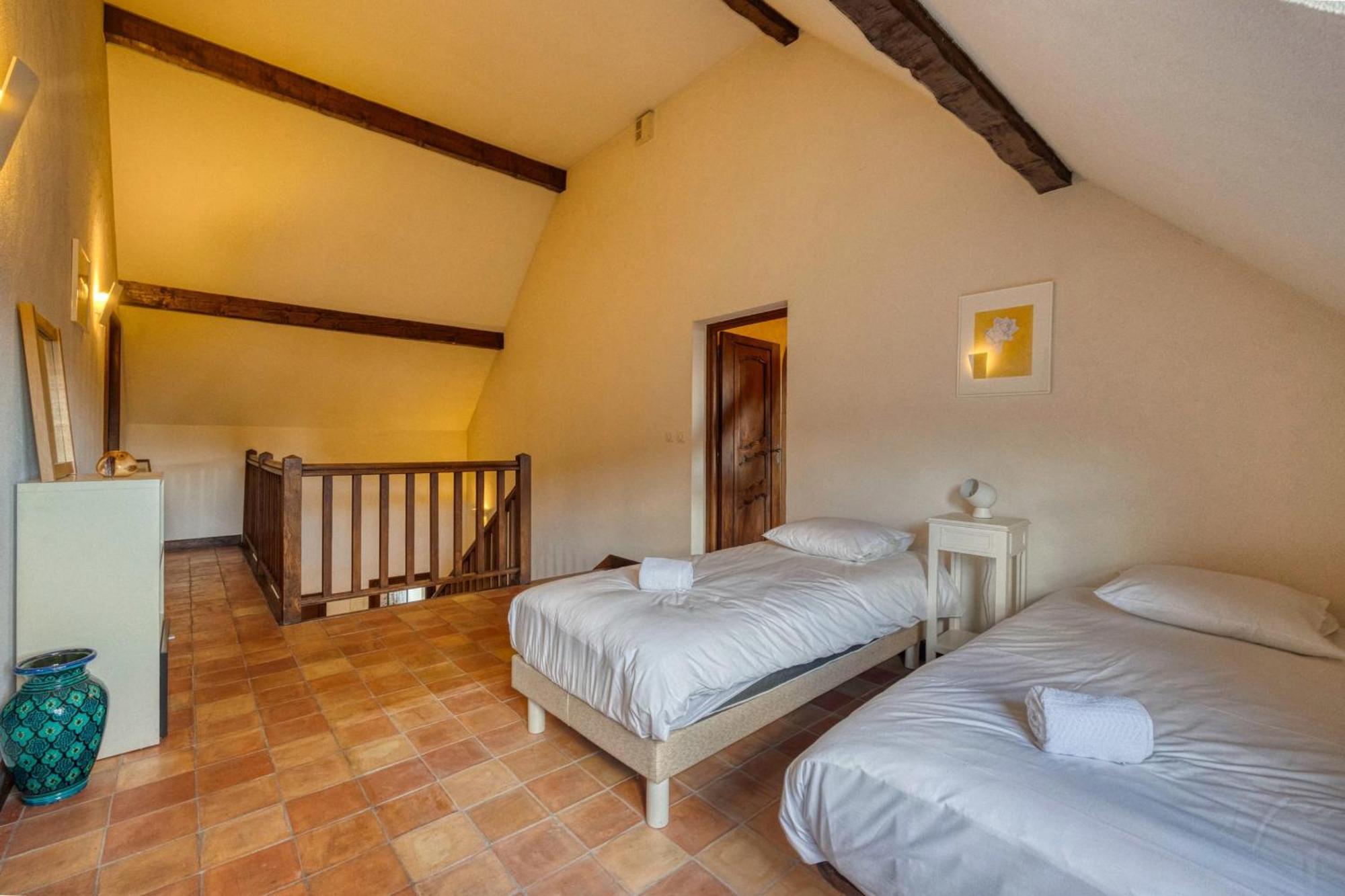 #Hp La Maison Des Lilas Large Family House Sleeps 12 Garden Seyssins Luaran gambar