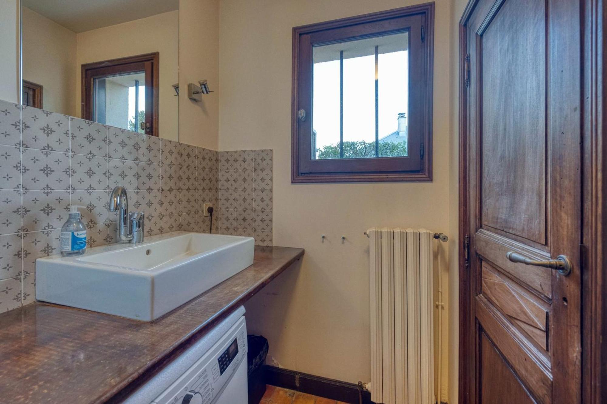 #Hp La Maison Des Lilas Large Family House Sleeps 12 Garden Seyssins Luaran gambar