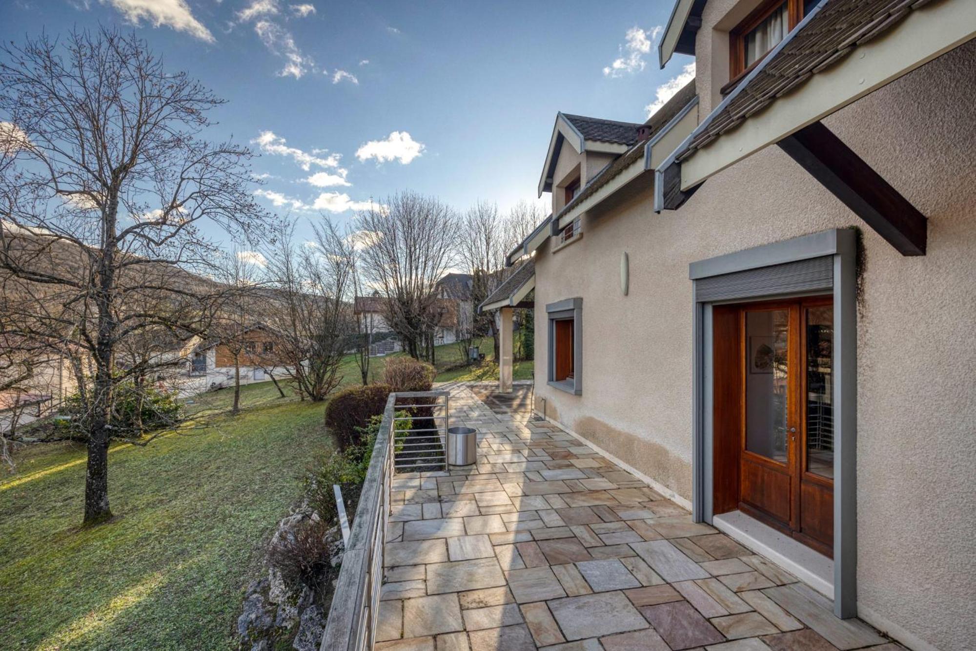 #Hp La Maison Des Lilas Large Family House Sleeps 12 Garden Seyssins Luaran gambar