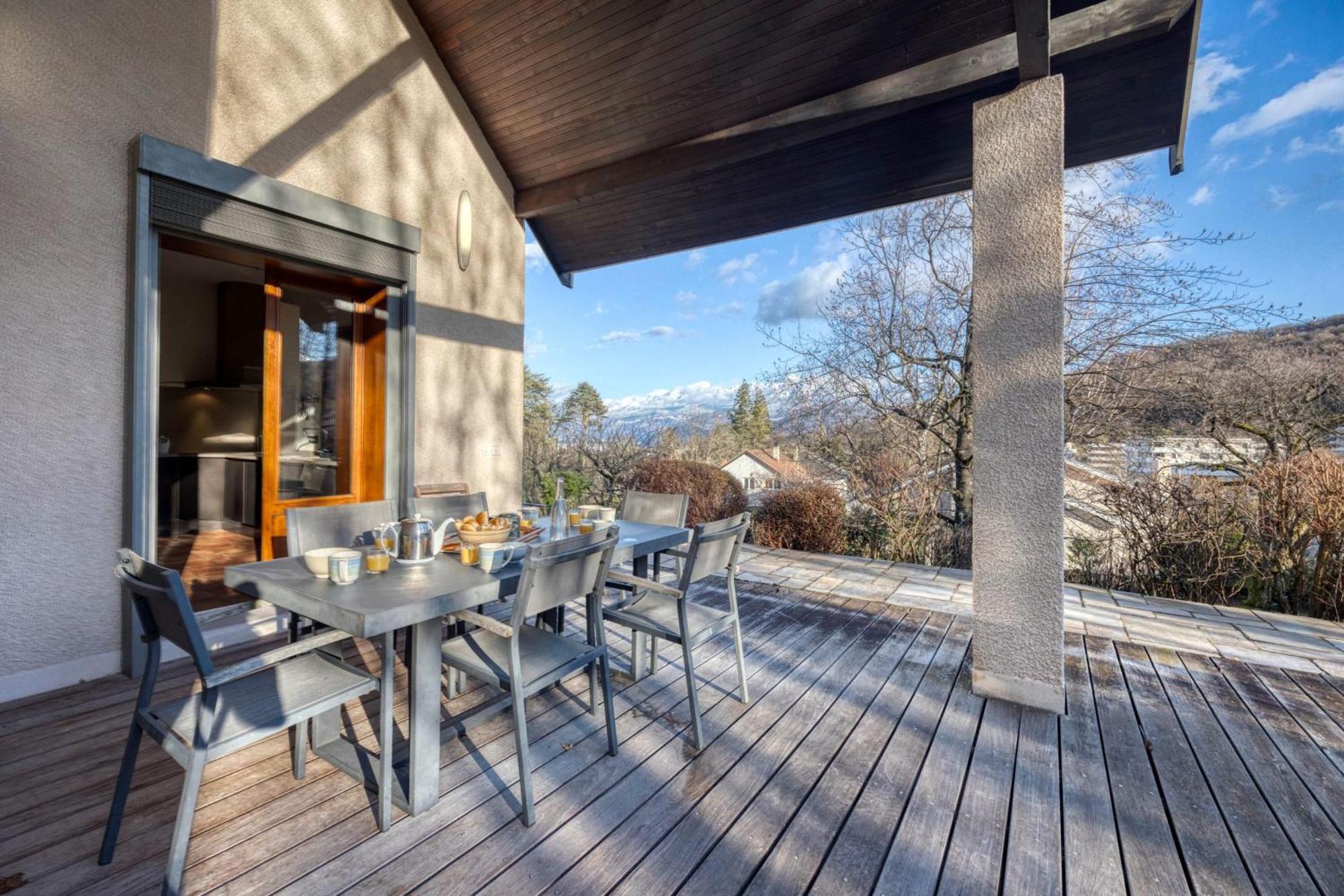 #Hp La Maison Des Lilas Large Family House Sleeps 12 Garden Seyssins Luaran gambar